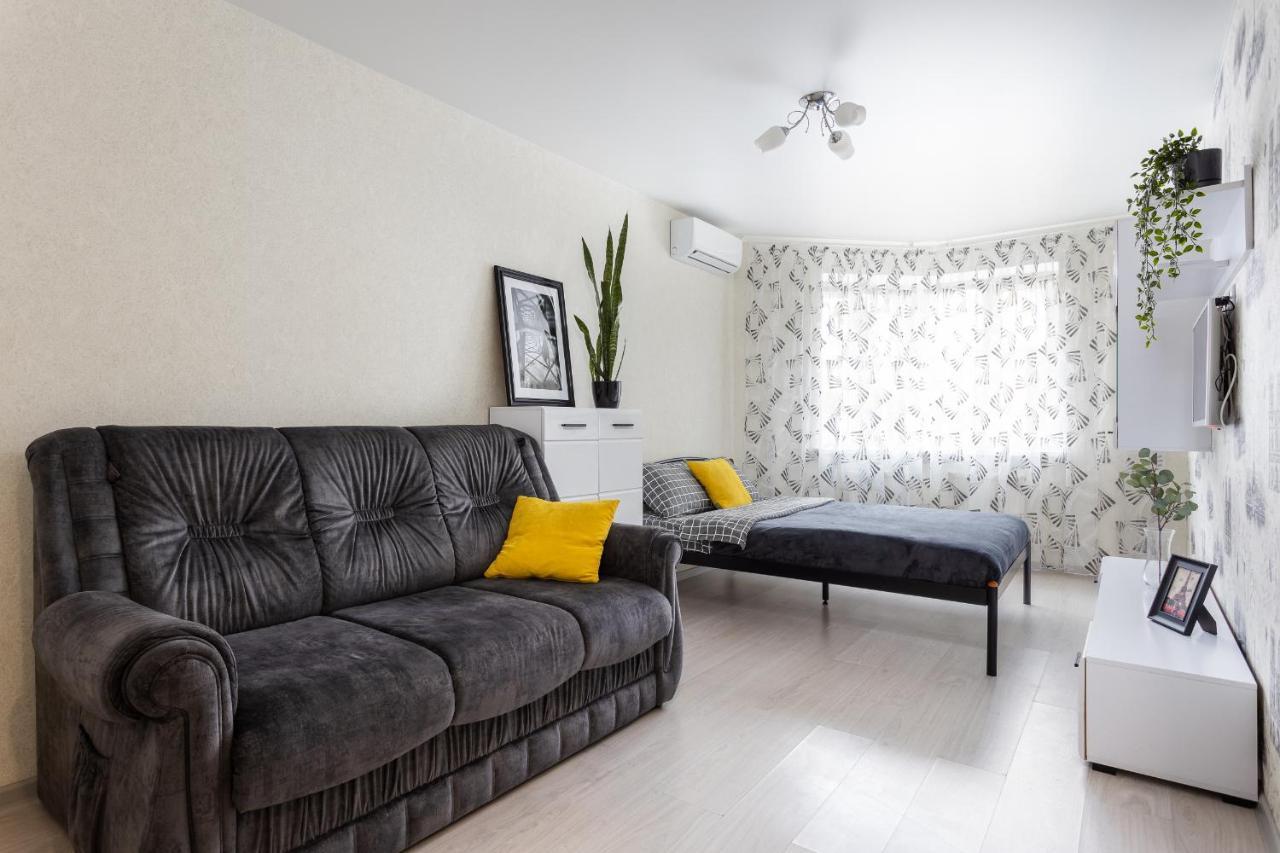 0131 Apartment Near Zhulyany Airport New Complex Kiev Exterior foto