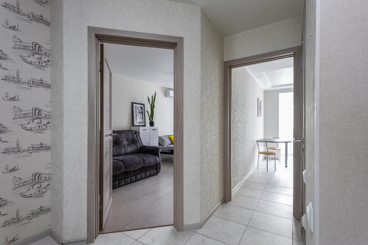 0131 Apartment Near Zhulyany Airport New Complex Kiev Exterior foto